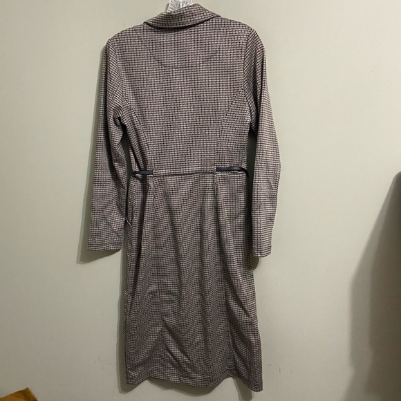 NEW Max Studio MD BROWN HOUNDSTOOTH Long Sleeve Notch Collar Belted Midi Dress - Picture 2 of 5
